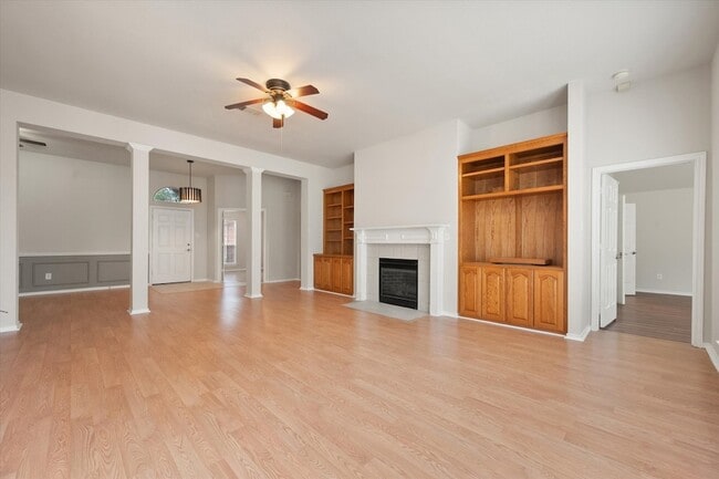 Building Photo - 6103 Sea Island Trail