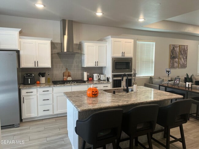 Building Photo - 429 Soleil Rd