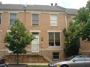 Building Photo - 1211 S Linwood Ave