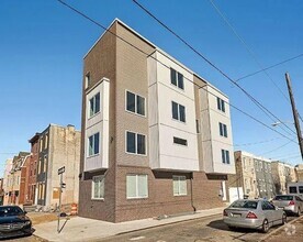 Building Photo - 623 N 36th St