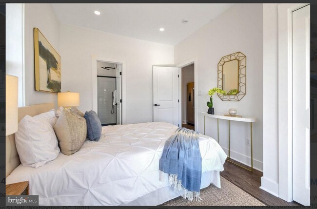 Building Photo - 134 Madison St NW