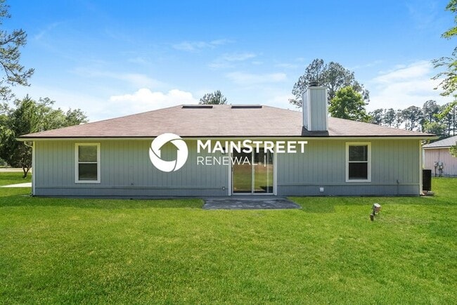 Building Photo - 3 Bedroom Pet-Friendly Home in Jacksonvill...