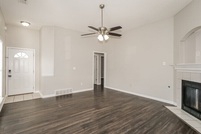 Building Photo - 6799 Showboat Ln