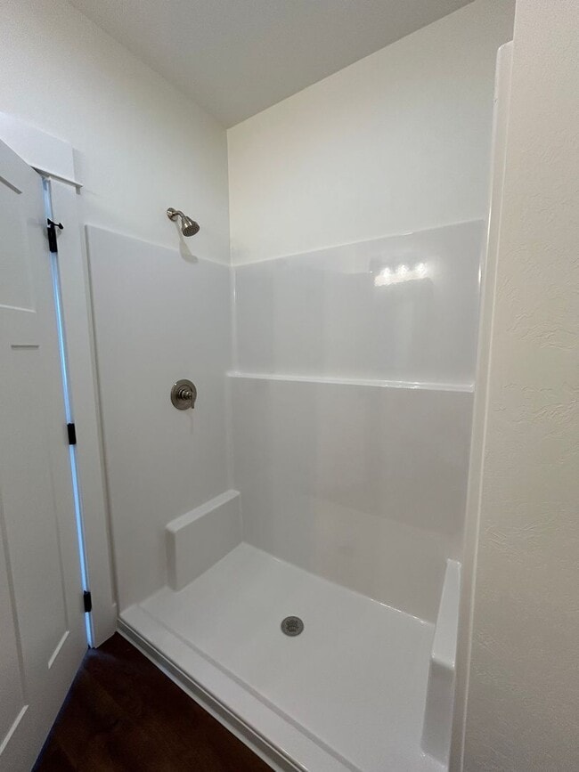 Building Photo - New Townhome