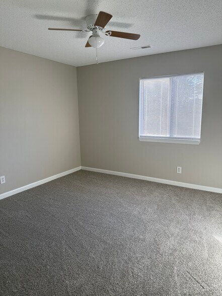 Building Photo - 440 Myrtle Greens Dr