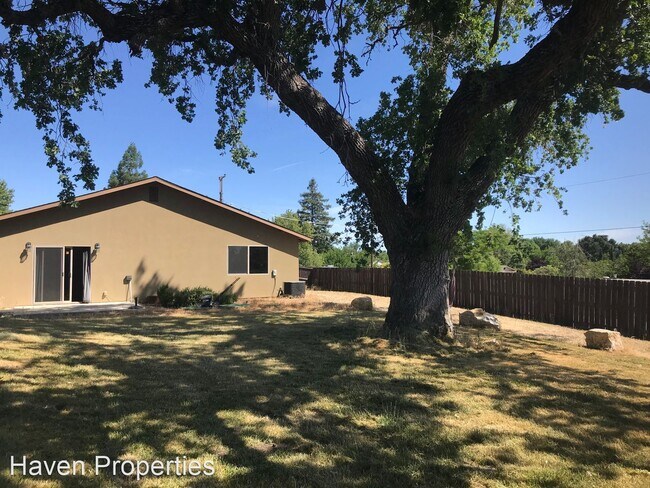 Building Photo - 3 br, 2 bath House - 22615 J St.