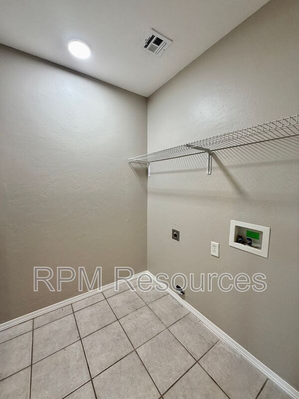 Building Photo - 1617 NW 150th Terrace