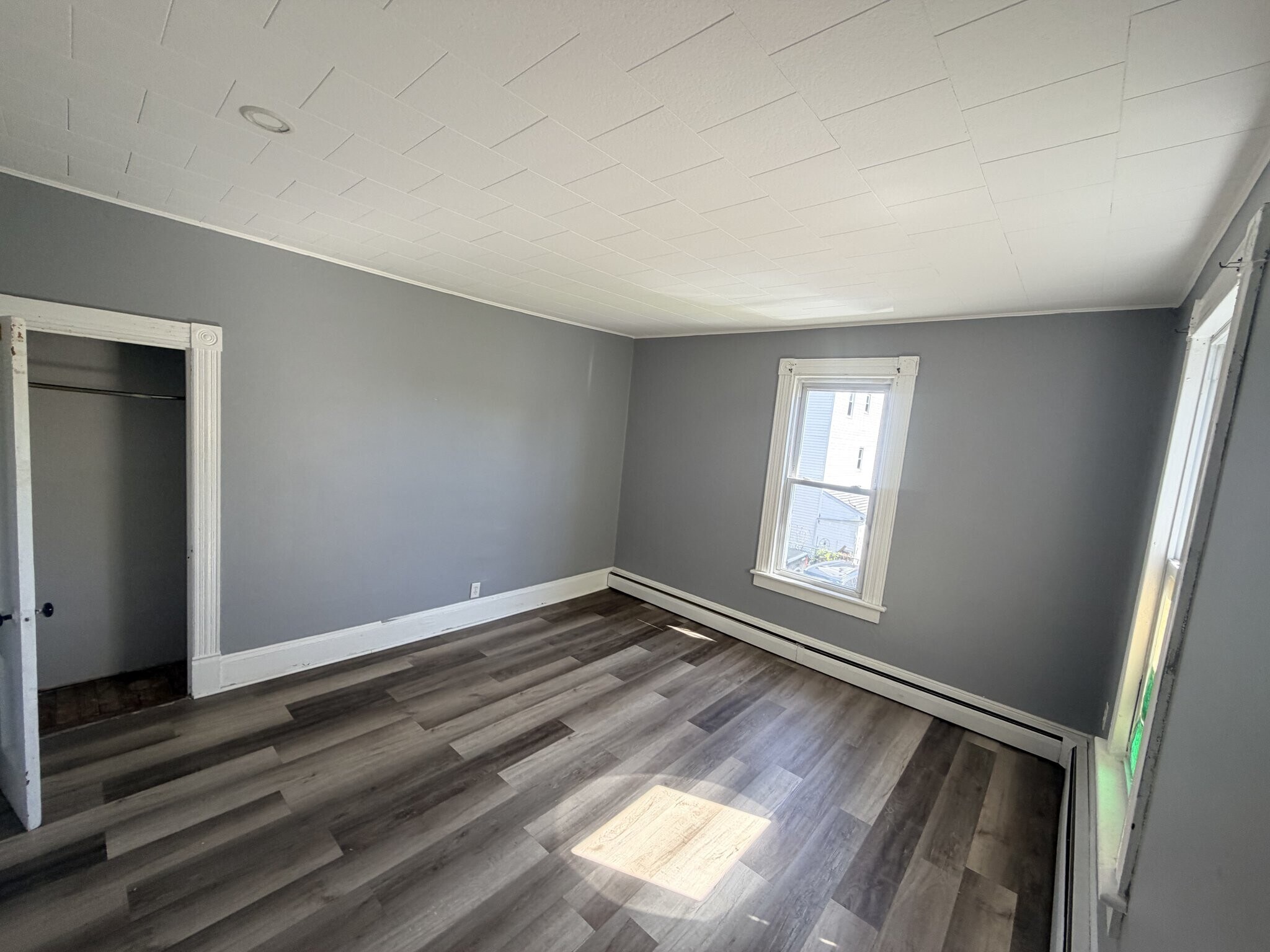 Building Photo - 103 Smalley St