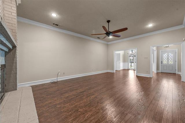 Building Photo - 2204 Sapphire Dr