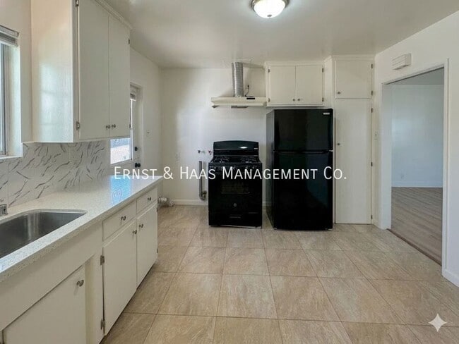 Building Photo - 6576 Falcon Ave