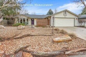 Building Photo - 4943 W Catalpa Dr