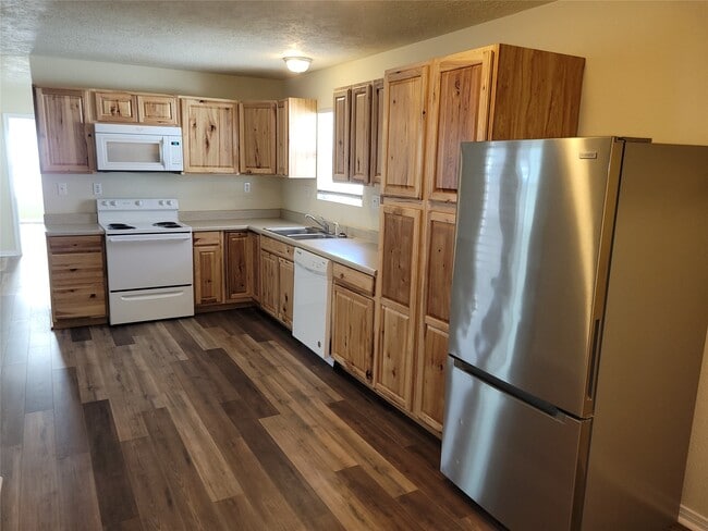 Building Photo - 16650 E Dounreay St