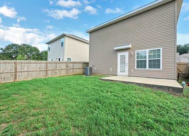 Building Photo - 220 Wainwright Dr