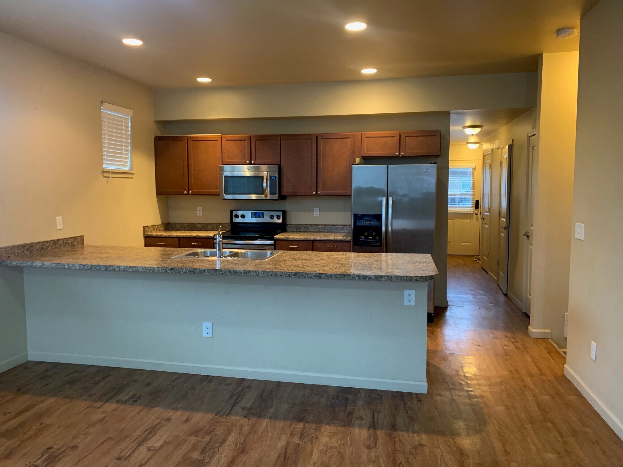 Building Photo - 3025 17th Ave W