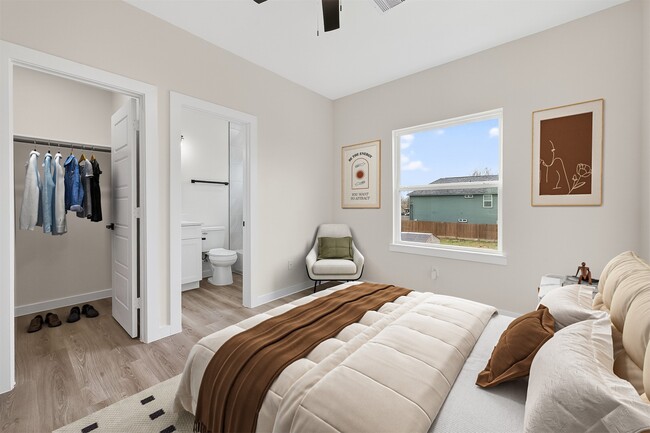 Building Photo - 5523 Haight St