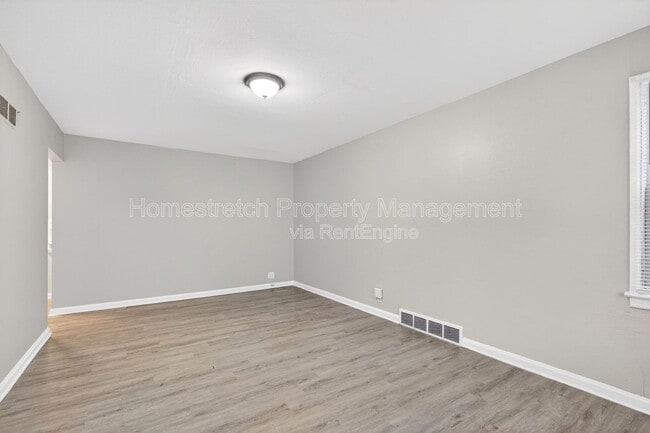 Building Photo - 7431 Esterbrook Dr