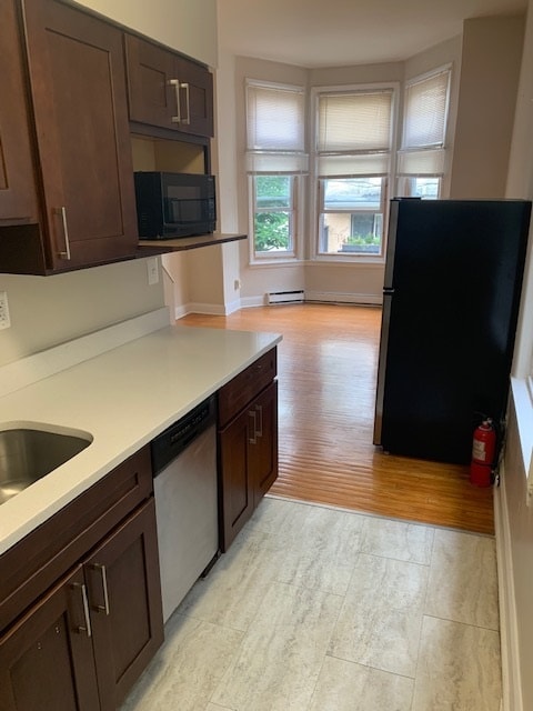 Building Photo - 3909 Pine St