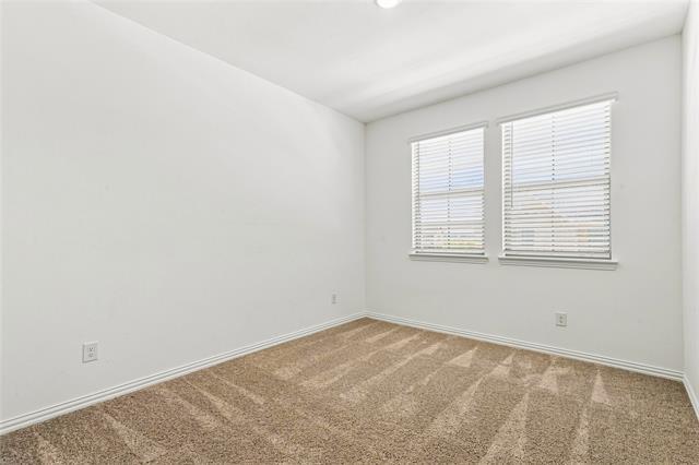 Building Photo - 537 Parkside Dr