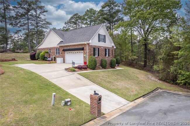 Building Photo - 3021 Bankhead Dr