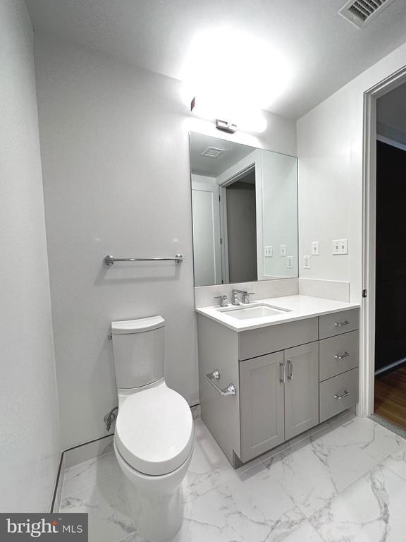 Building Photo - 801 N Fairfax St