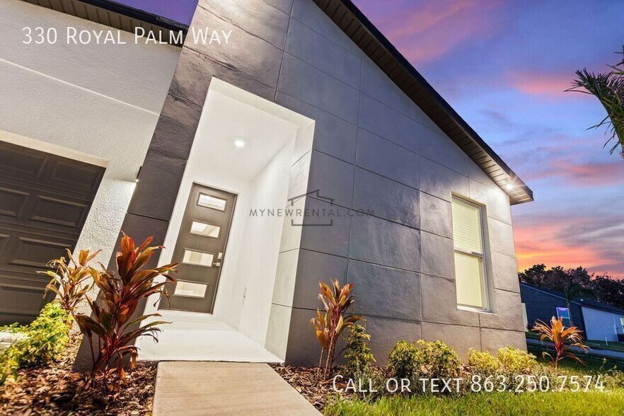 Building Photo - 330 Royal Palm Wy