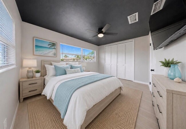 Building Photo - 1725 Bikini Ct