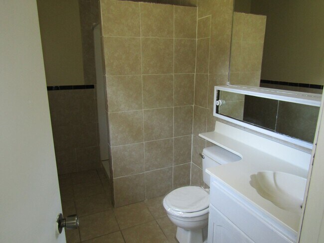 Building Photo - 608 Palmetto St