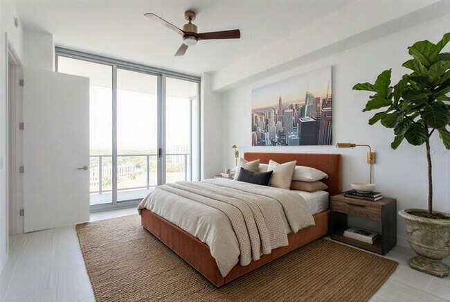 Building Photo - 400 Central Ave