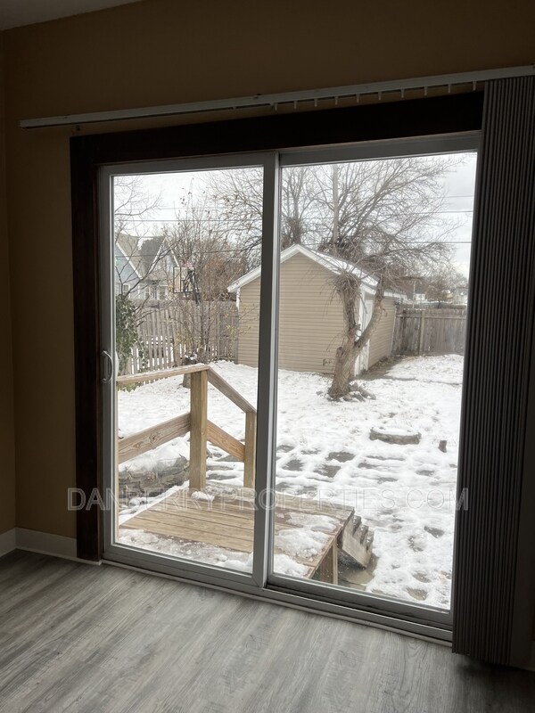 Building Photo - 2416 Lawton Ave