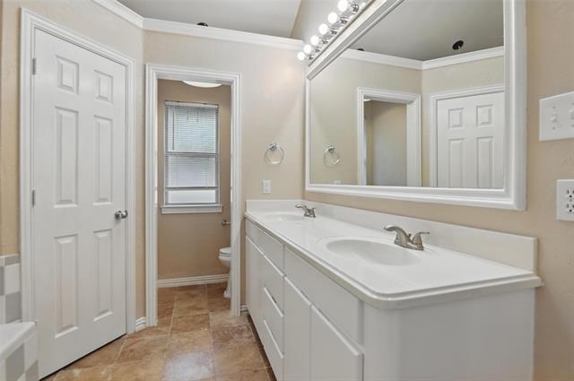 Building Photo - 4101 Hideaway Dr
