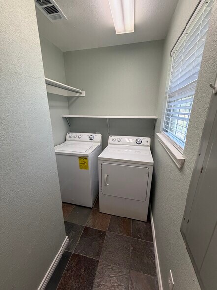 Utility Room - 421 W Thomas St