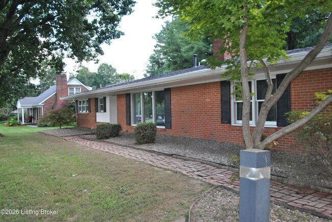 Building Photo - 2706 Lime Kiln Ln