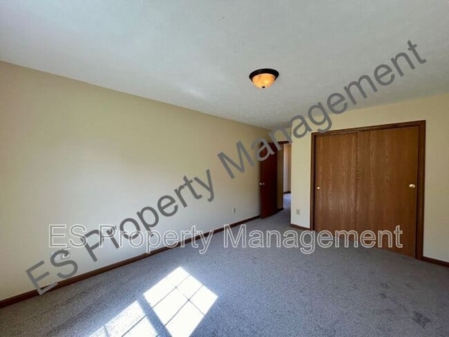 Building Photo - 11133 Autumn Creek Ct