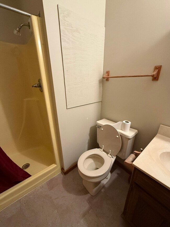 Building Photo - 210 S Eaton St