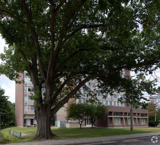 Building Photo - Charles Place Apartments