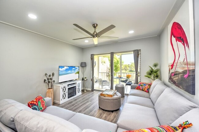 Building Photo - 170 Turtle Lake Ct