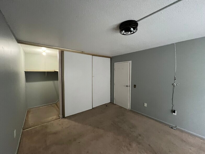 Building Photo - 90 Wakelee Rd