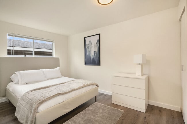 Building Photo - Northview Terrace Apartments