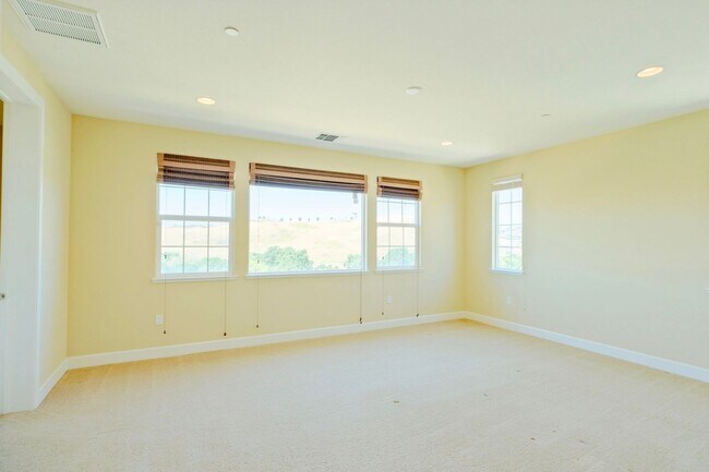Building Photo - 6536 Terrace Ridge Ct