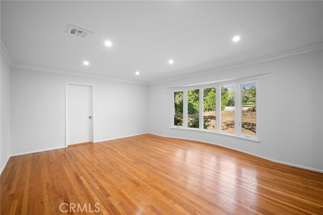 Building Photo - 685 Rim Rd