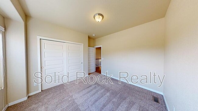Building Photo - 1097 Antrim Loop