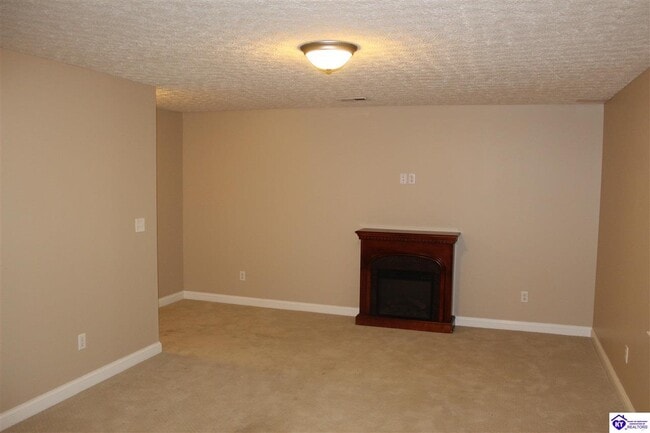 Building Photo - 113 Sugar Hill Dr