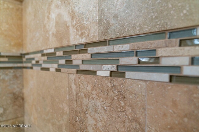 Building Photo - 413 13th Ave