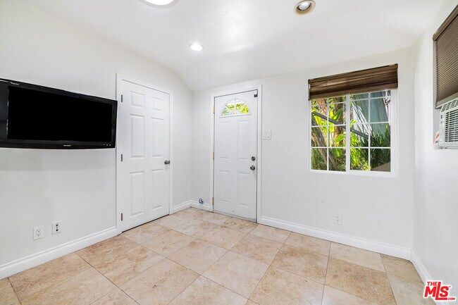 Building Photo - 1600 Benedict Canyon Drive