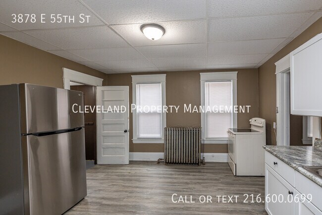 Building Photo - 3878 E 55th St