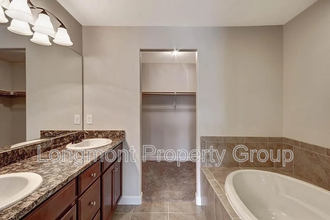 Building Photo - 1381 14th Ave