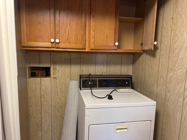 Building Photo - 2 bedroom long term rental in Sun Lakes