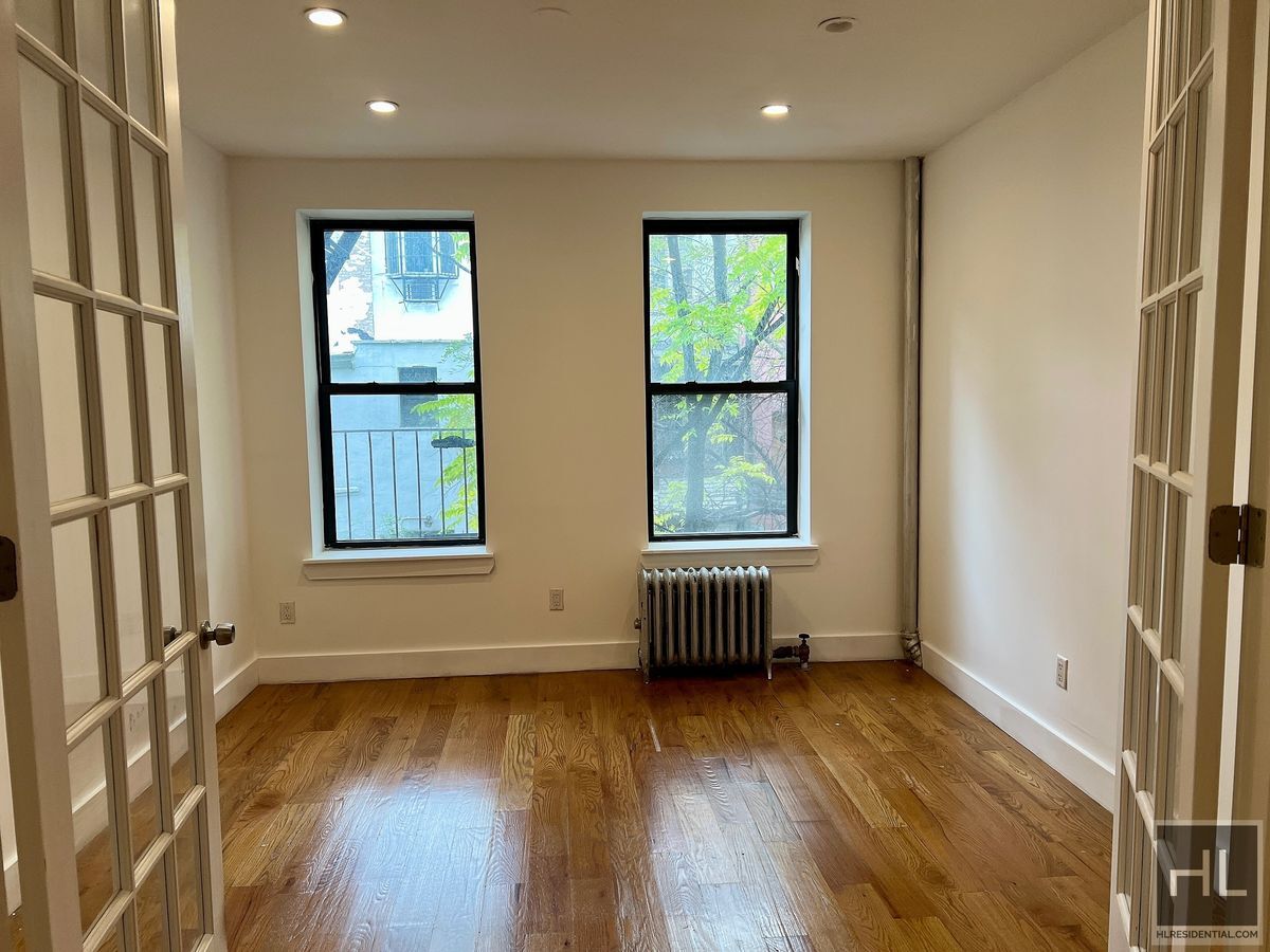 Building Photo - 2BR 1BA Pre-War Stunner On Riverside Drive...