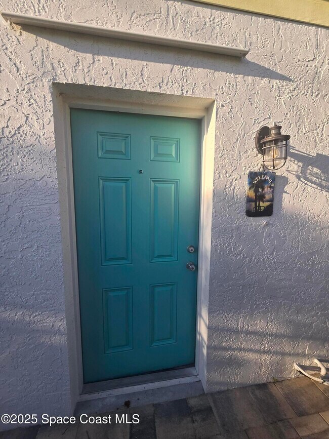 Building Photo - 0000 Pineapple Ave