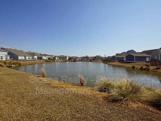 Building Photo - 2874 Stonestown Dr
